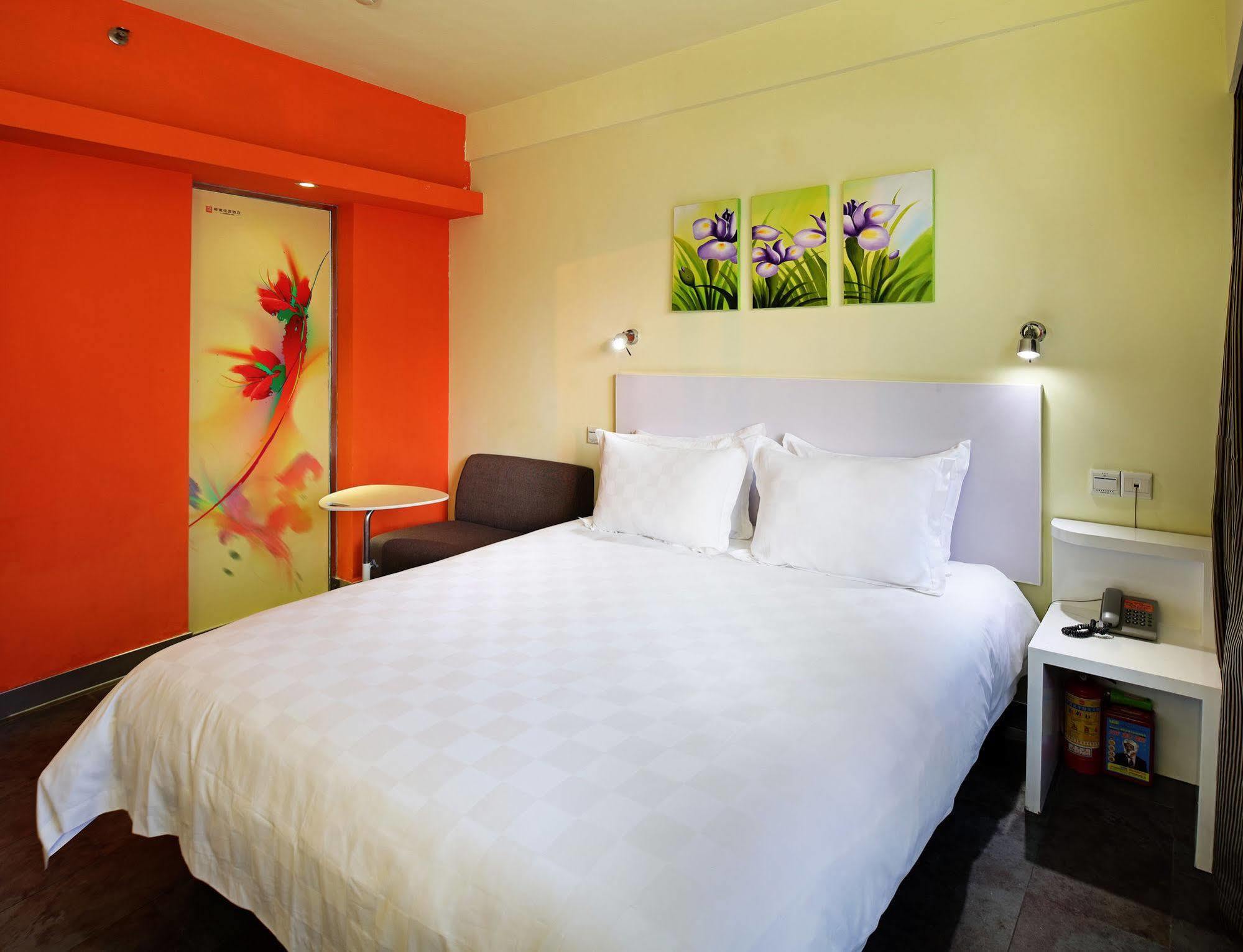 Yanjiang East Garden Inn Kanton Zewnętrze zdjęcie